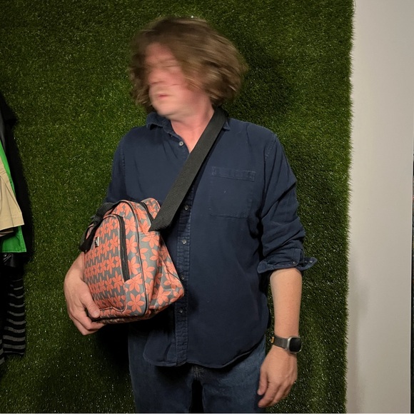 Skyline Mod Floral Carry On Travel Bag - Picture 5 of 16